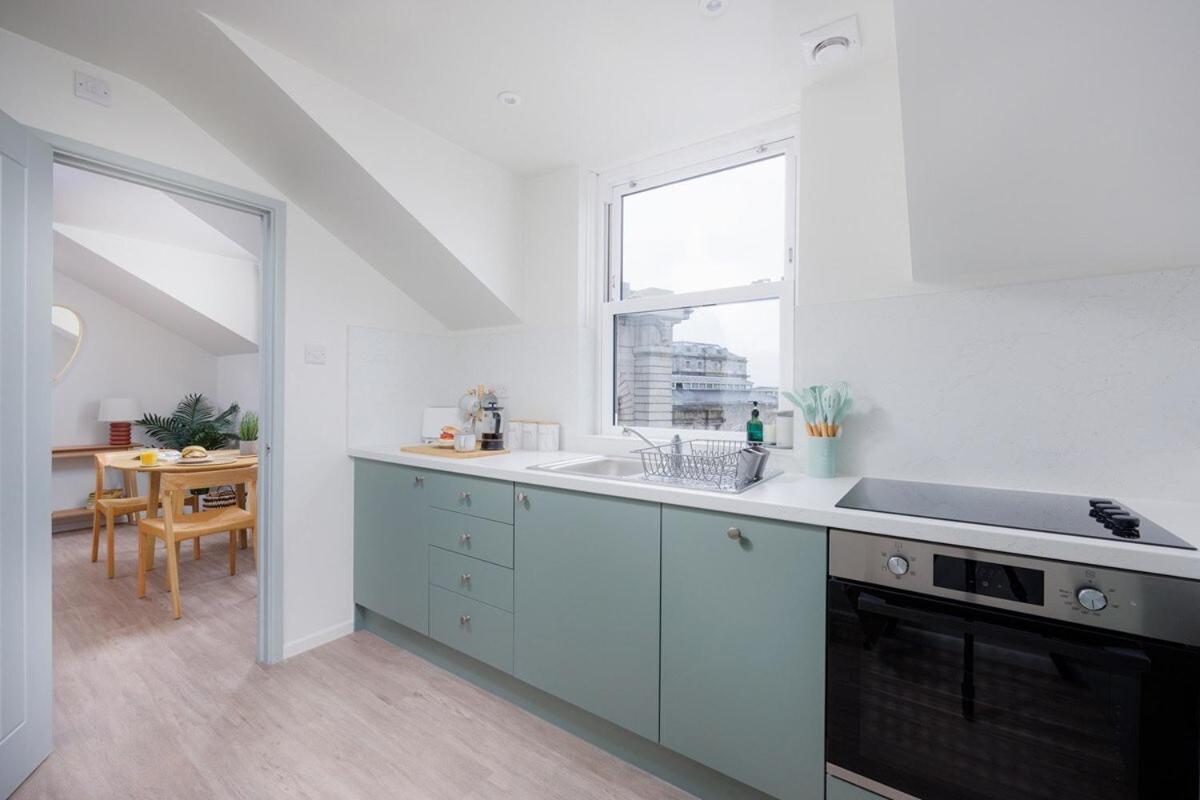 Luxury Penthouse 2 Bed Apartment Plymouth Exteriör bild