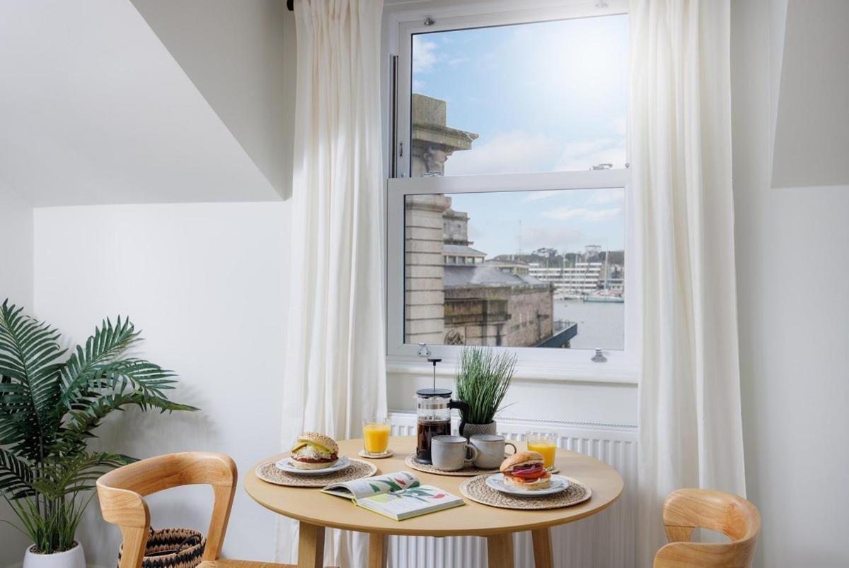 Luxury Penthouse 2 Bed Apartment Plymouth Exteriör bild